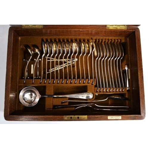 70 - Walker & Hall oak box containing   vintage 3 layer plated canteen of cutlery together with a plated ... 