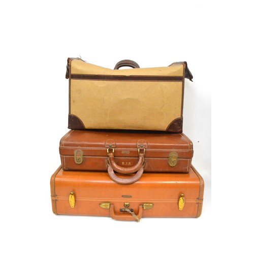 129 - Samsonite style no. 4635 vintage case with key together with Hartmann case, and a vintage style Glad... 