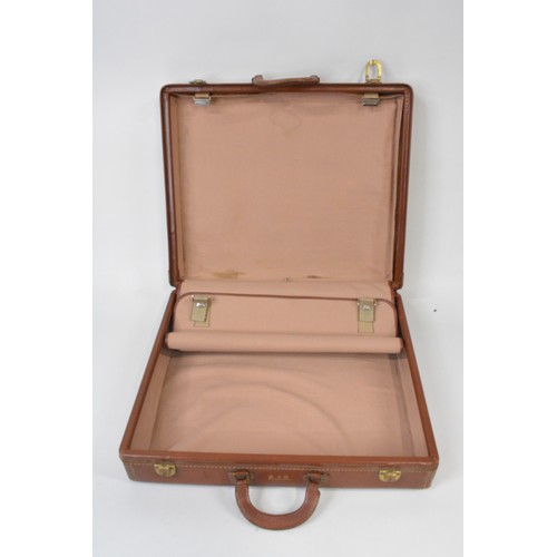 129 - Samsonite style no. 4635 vintage case with key together with Hartmann case, and a vintage style Glad... 