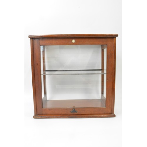 132 - Mahogony glazed display case, with lift up glazed front.  Approx H44 x L44cm. AF.