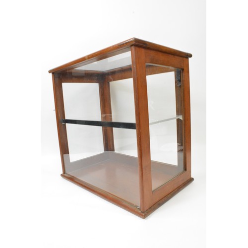 132 - Mahogony glazed display case, with lift up glazed front.  Approx H44 x L44cm. AF.