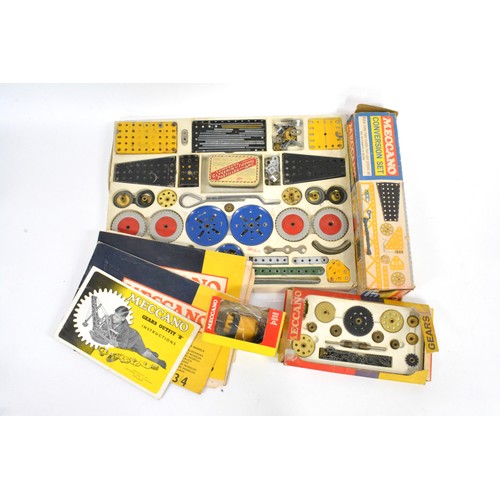 170 - Meccano lot including a large collection of construction pieces  -  gears kit - no.11057 power drive... 