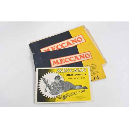 170 - Meccano lot including a large collection of construction pieces  -  gears kit - no.11057 power drive... 