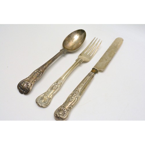 281 - Group of Georgian and Victorian silver spoons/cutlery, approx gross weight 225g