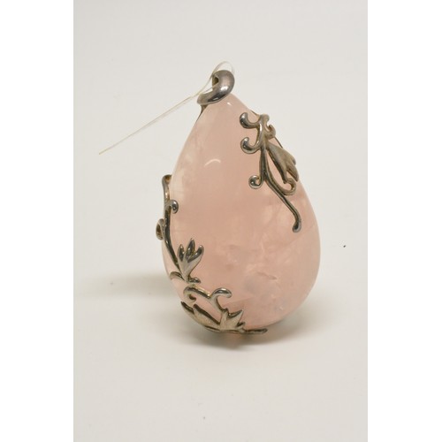 318 - Rose quartz and silver pendant, approx L4.5cm, new with tags. Pleae also see Lot 369 for other penda... 