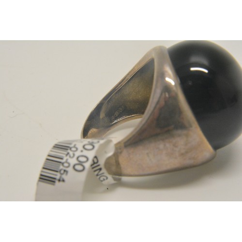 333 - Silver cabochon black agate ring, stamped 925, new with tag