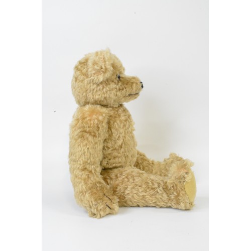 18 - Light brown Beardwell bear with suede paws and pads, height approx. 47 cms [18.5