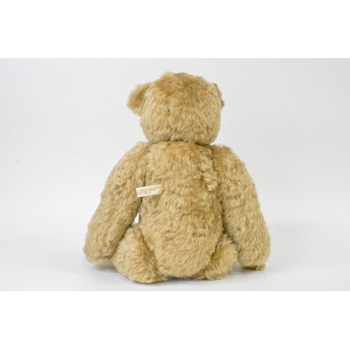 18 - Light brown Beardwell bear with suede paws and pads, height approx. 47 cms [18.5