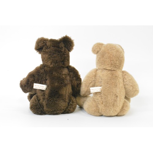 37 - x2 small Beardwell bears, one dark brown, one light brown, both with moveable limbs.