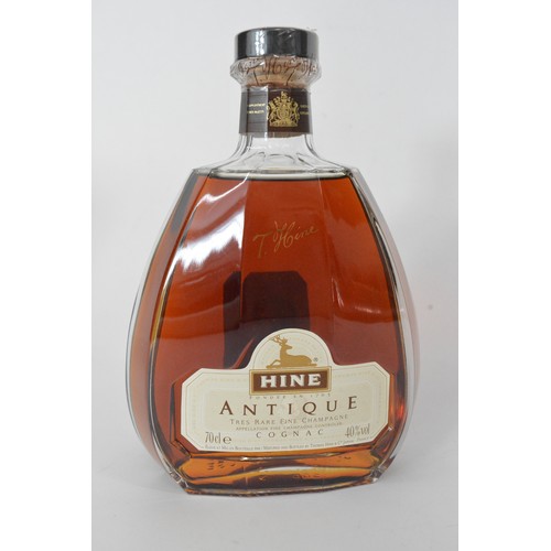 207 - A bottle of Hine Antique Tres Rare Fine Champagne Cognac, 40% vol, with box