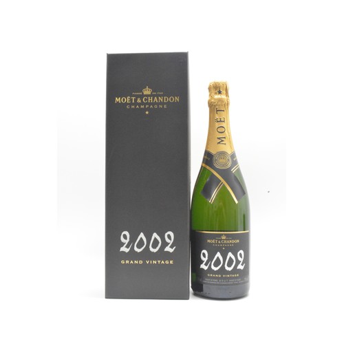 209 - One boxed Moet & Chandon 2002 Grande Vintage, 750ml.