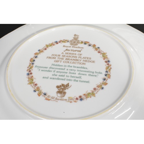 260 - Royal Doulton Bramley Hedge 'Seasons' plates to include Summer, Winter, Spring and Autumn, Snow Ball... 