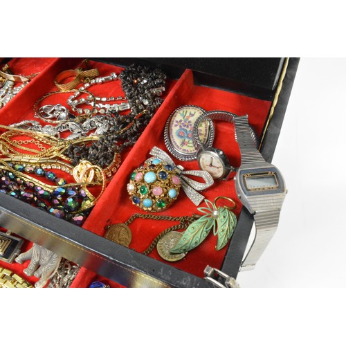 285 - Concertina jewellery box containing Mixed costume jewellery to include brooches, necklaces, earrings... 