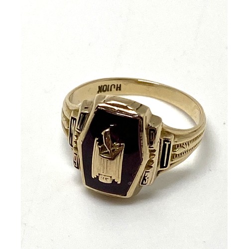 326 - 10ct gold  Herff Jones collegette ring, approx size size i, approx weight 3.4g.