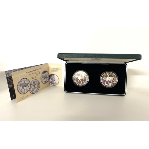 221 - Royal Mint Silver Crown Set 2002 in presentation box.  Sterling .925 silver.