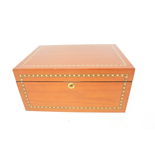 51 - Jewellery box with lacquered finish, plush interior, lift out tray and key, as new.