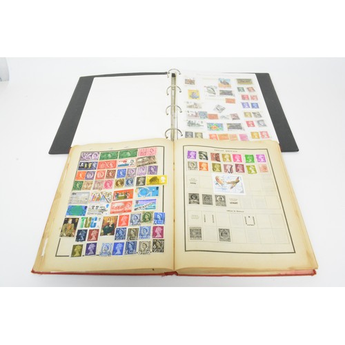 91 - Stamp albums (x2) containing mixed stamps from around the world