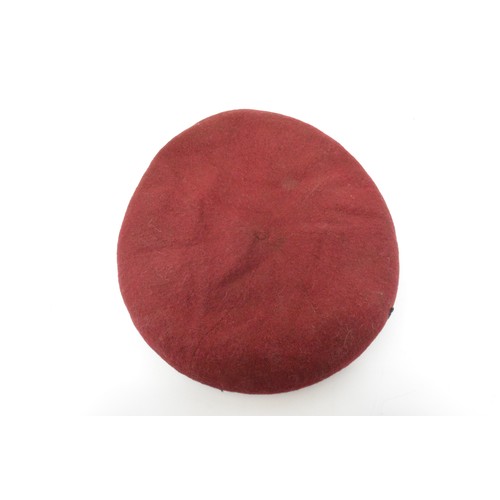 130 - 1950 dated 15th (Scottish) Battalion The Parachute Regiment (TA) beret and parachute regiment cap ba... 