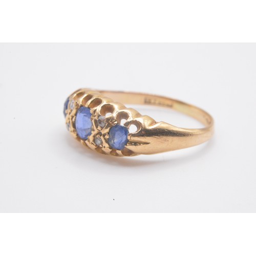 159 - Ceylon Sapphire and diamond yellow gold ring, approx. size K/L