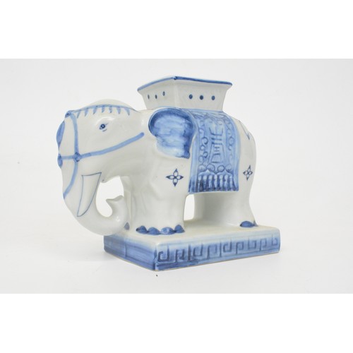 27 - Elephant themed group of items to include ceramic plant stand. All Sale proceeds to St Helena's Hosp... 