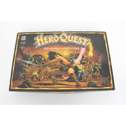 43 - Vintage boxed games to include Hero Quest, Risk - The World Conquers game etc and a Playskool 'Casey... 