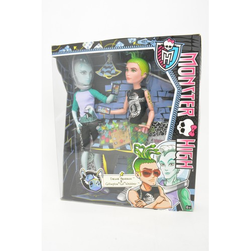 59 - Mix of Monster High Dolls made by Mattel X5