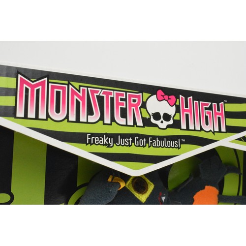 59 - Mix of Monster High Dolls made by Mattel X5