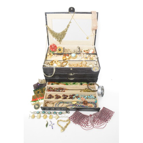 239 - Jewellery box containing mixed costume jewellery, rings, necklaces, bracelets etc.