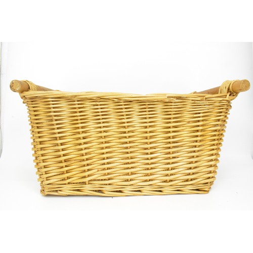 158 - X3 wicker baskets