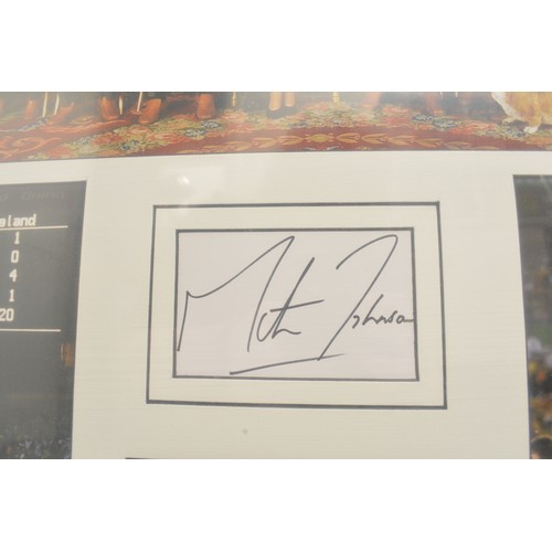 98 - Sporting memorabilia - England Rugby World Cup Winner 2003, photo with signature by Martin Johnson, ... 