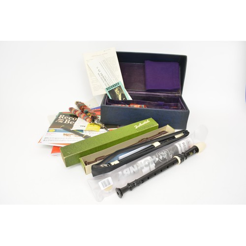 103 - Schotts Concert Tenor Recorder in box, together with Dolmetsch Descant recorder, Ferris Sprano FR400... 