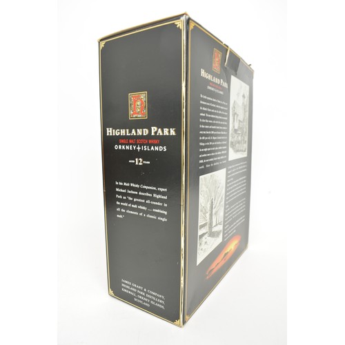 119 - One Gift Pack bottle Highland Park Aged 12 years Single Malt Scotch Whisky Limited Edition with Crys... 