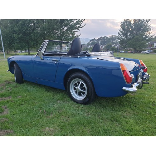 MG Midget 1972 60k miles 1.3L petrol. Rare round wheel arch