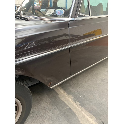 4 - Mercedes S 280 (2.8L), 1973, Auto, 4 door saloon, showing 60,149 (unverified) miles, brown with ligh... 