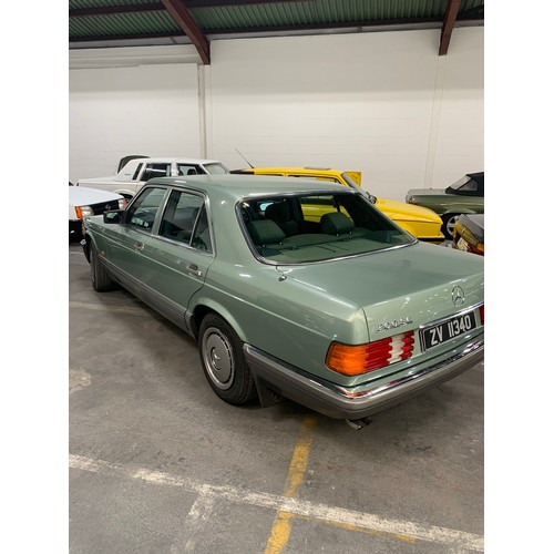 22 - MERCEDES 300SE, (W126 MODEL), 1987, FORREST GREEN, GREY/GREEN VELOUR. VERY CLEAN CAR, NCT 06/22, TAX... 