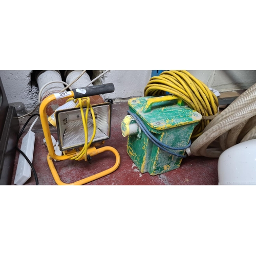 351 - 110v Transformer, extension cable and work light 500w.