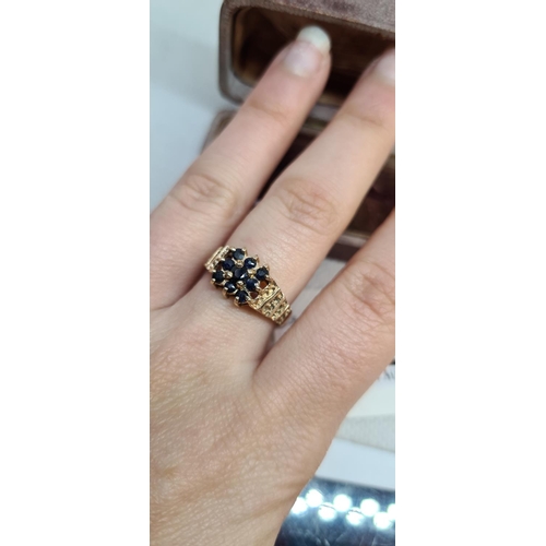 42 - 9ct gold Antique garnet 9 stone ring. size O