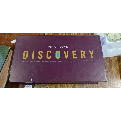 463 - Pink Floyd, Discovery box set of 14 CD's with a unique 60 page booklet