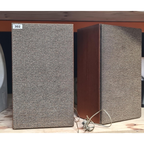 302 - Two Vintage Toshiba speakers, SS-2200w