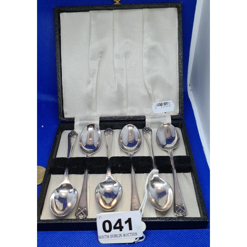 41 - Set of 6 Irish Silver Golf spoons. From the 1930s.