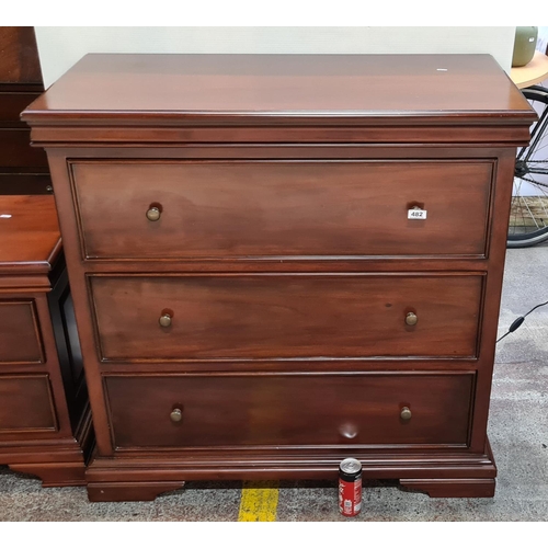 482 - Super Solid Mahogany 3 drawer chest. Very good quality and condition. Matching large wardrobes, Lock... 