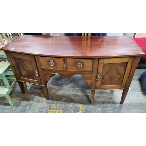 554 - Lovely Edwardian Sideboard with oversized hardware and in lovely condition.
W x 154cm, H x 78cm, Dx ... 