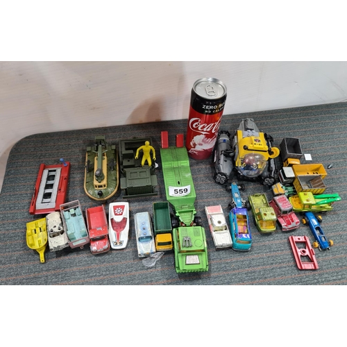 559 - Good selection of vintage model vehicles inc matchbox, corgi, dinky etc