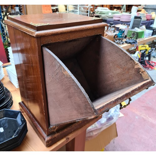 367 - Beautiful Mahogany coal scuttle with brass inlay and handle