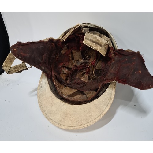 320 - 1960s Vintage polo hat. Original Clipper helmet manufactured by Stadium Ltd in England.
Goes for mor... 