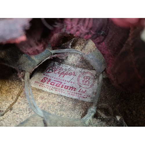 320 - 1960s Vintage polo hat. Original Clipper helmet manufactured by Stadium Ltd in England.
Goes for mor... 