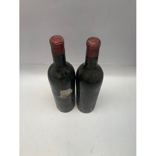 73 - Chateau Beychevelle. No visible year. Unlabelled but possibly the Grand Vin 1976 Saint-Julien, Borde... 