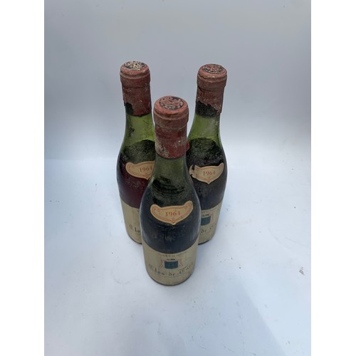 85 - Domaine Clos de Tart - Clos de Tart Grand Cru, Burgundy 1964  3 x Bottles Red (partial label wear)
A... 