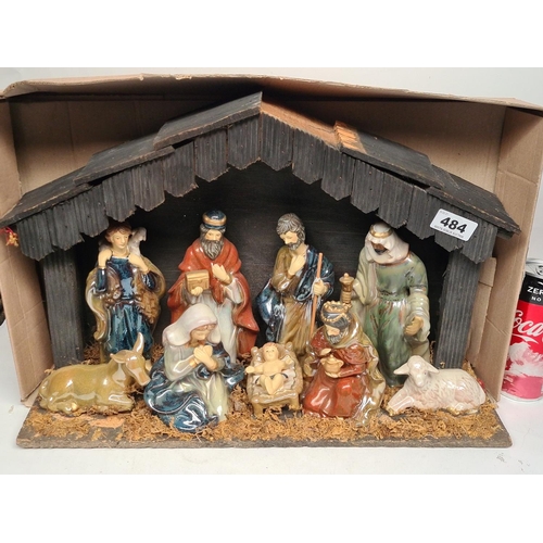 484 - Get it early, Good Nativity scene