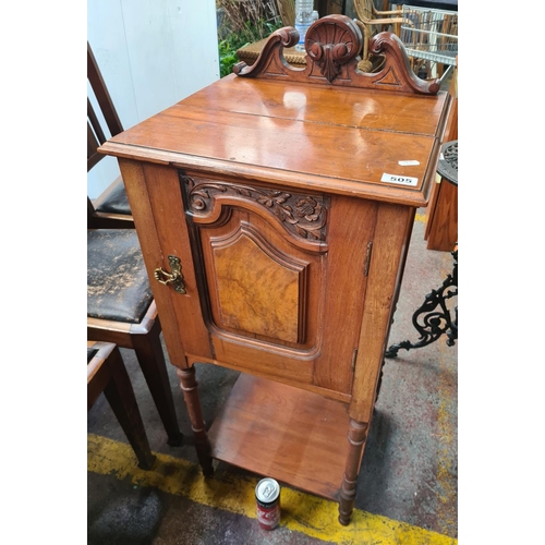 505 - Drinks Mahogany sideboard 
H x 84cm, W x 45cm, D x 40